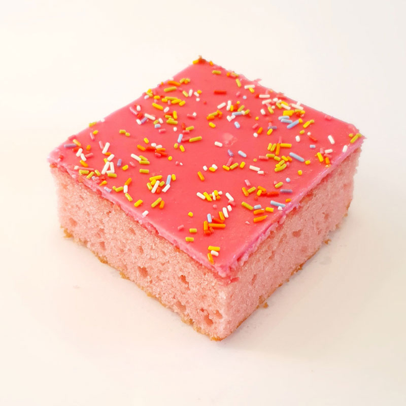 Strawberry sponge